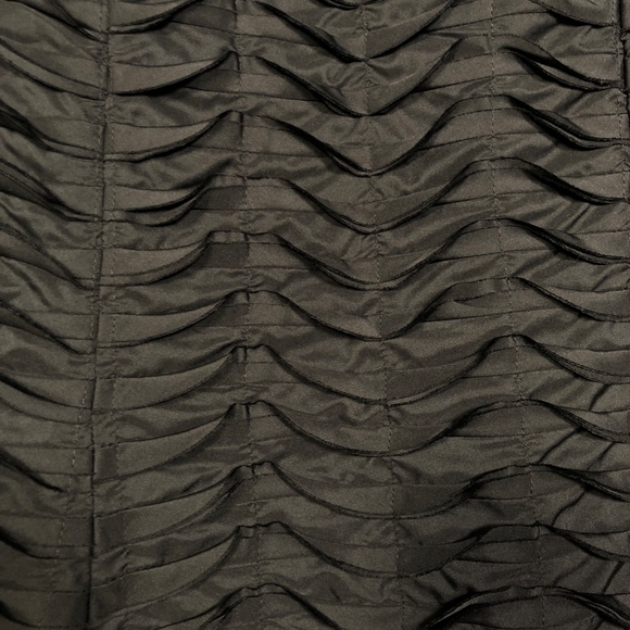 Liz Jordan Black Lined Textured Skirt Sz 12 NWT - Picture 3 of 8